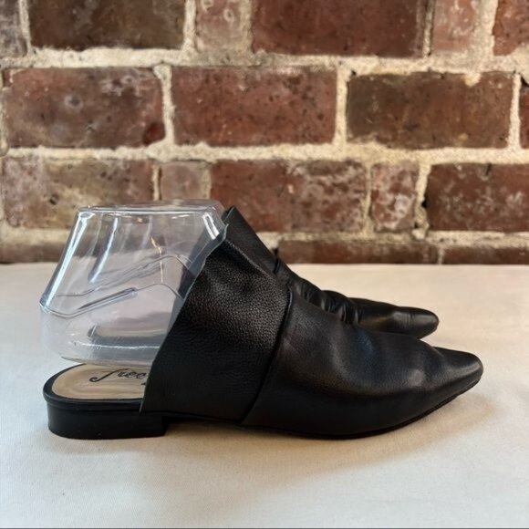 Free People Siena Slip on Black Leather Mule Sz 36.5 US 6 - Picture 1 of 9